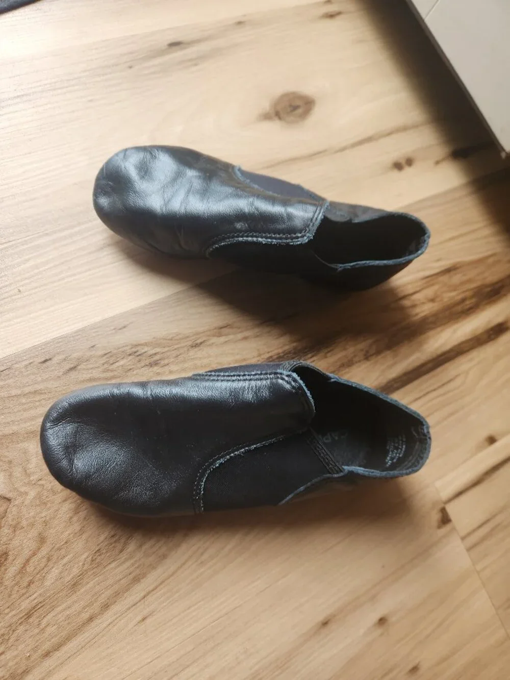 CAPEZIO Black Leather Dance Shoes Little Girls size 1
